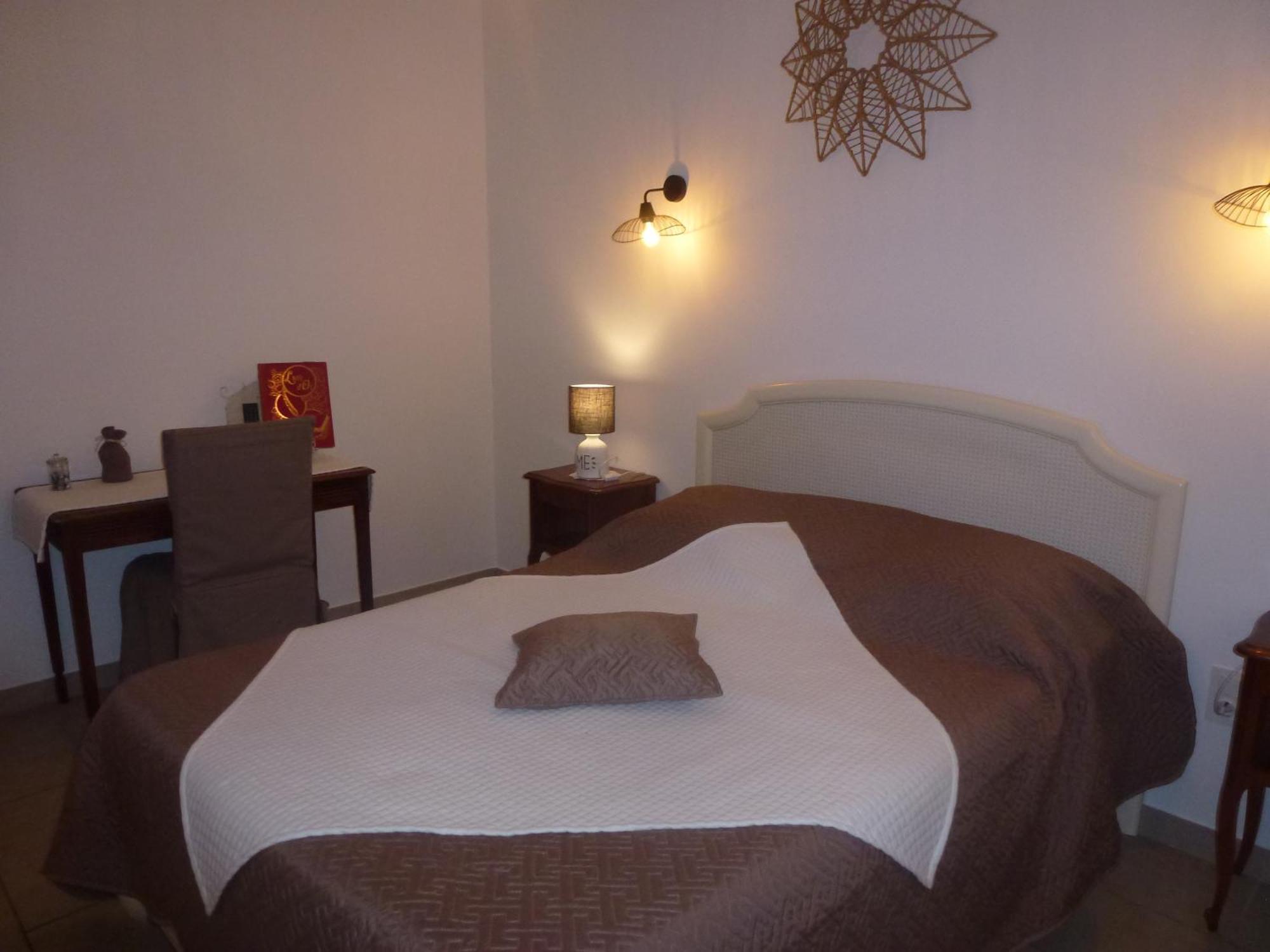 Chambre D'Hotes La Pinede ランブク エクステリア 写真