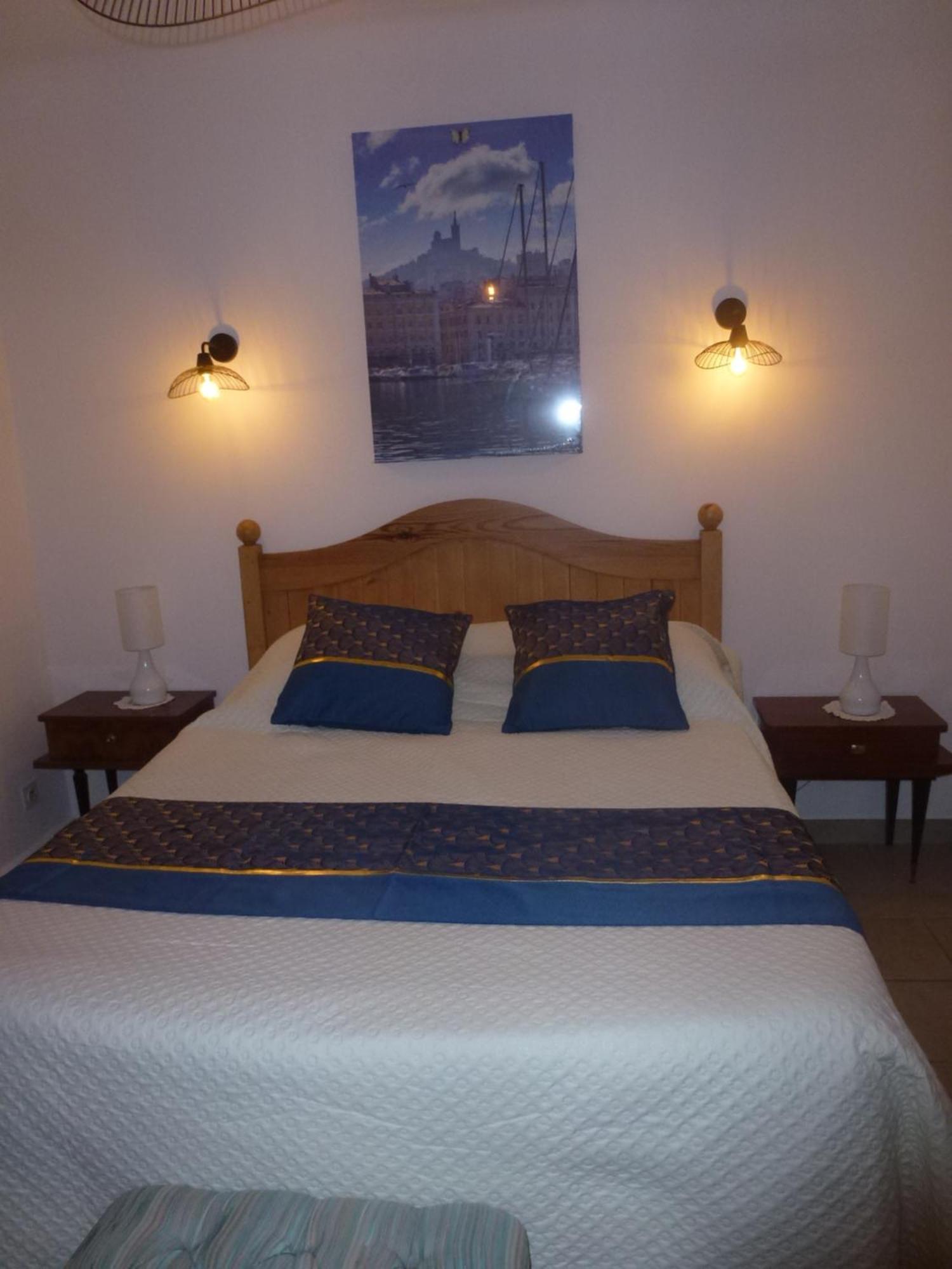 Chambre D'Hotes La Pinede ランブク エクステリア 写真