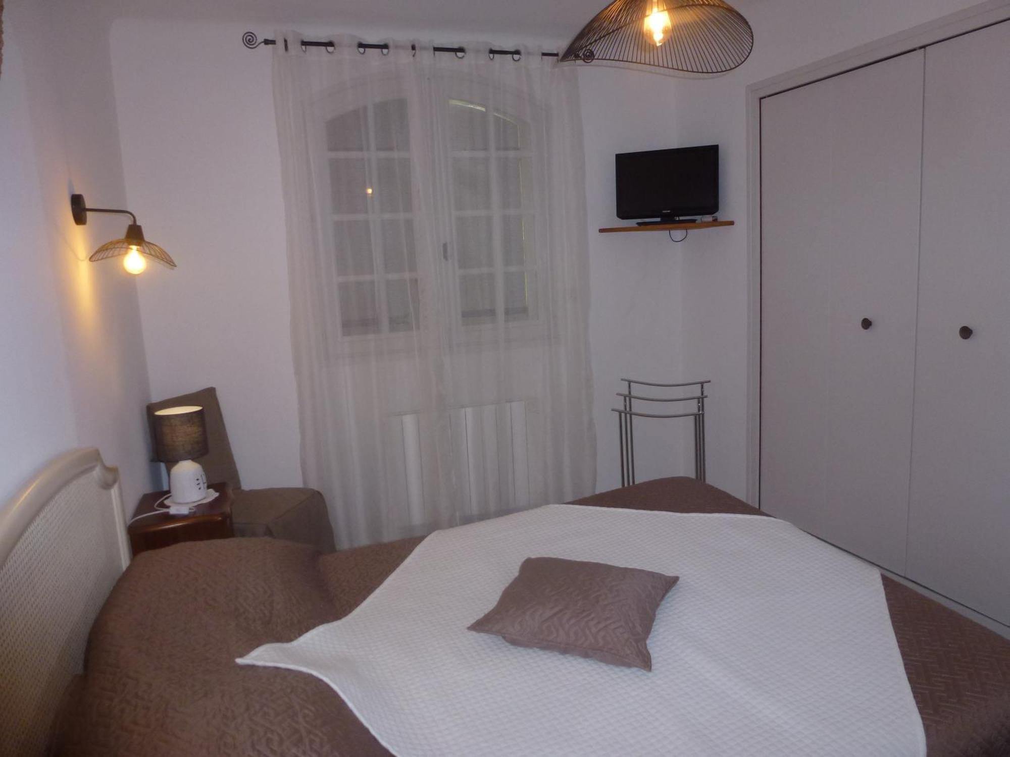 Chambre D'Hotes La Pinede ランブク エクステリア 写真