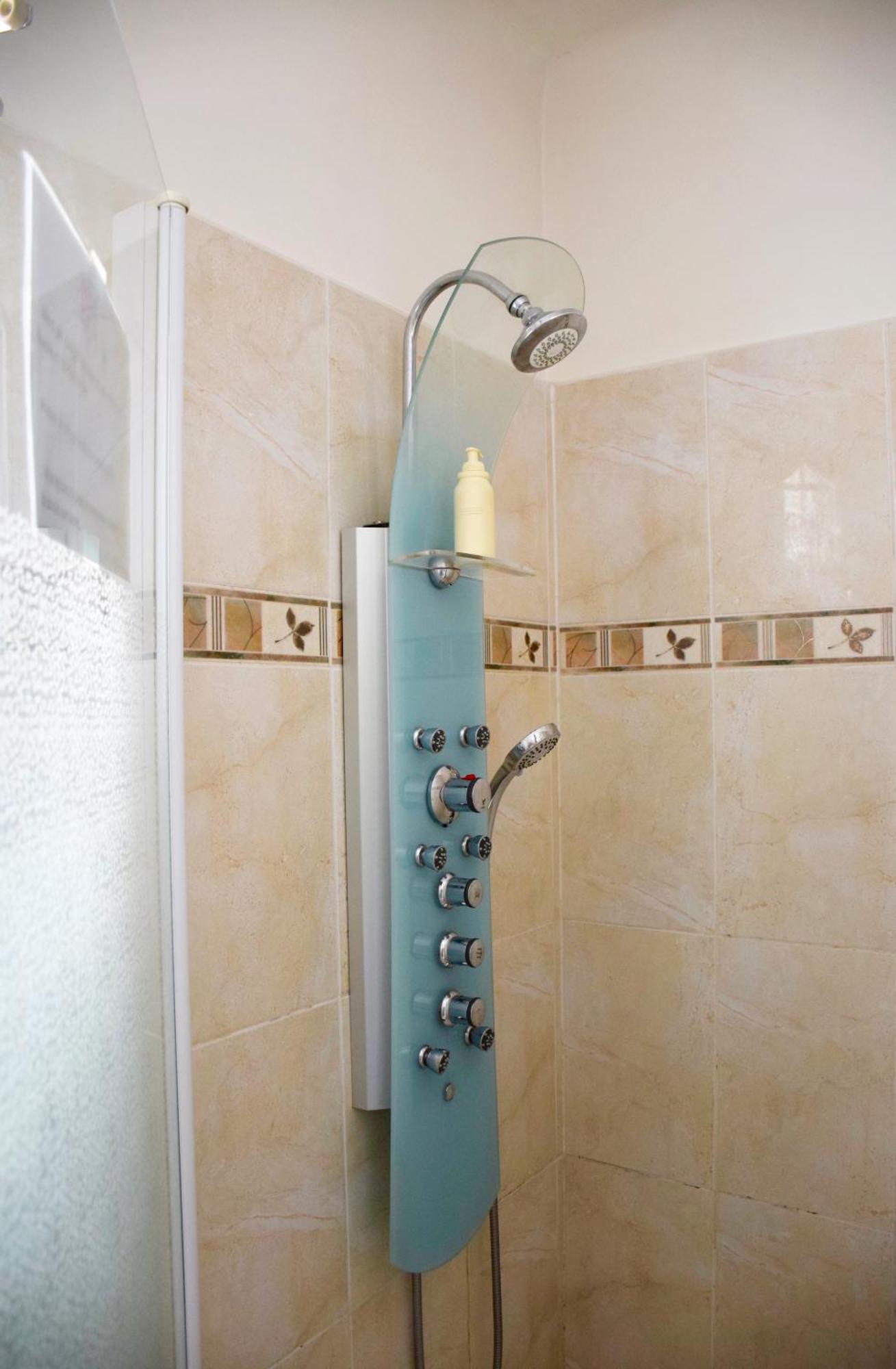 Chambre D'Hotes La Pinede ランブク エクステリア 写真